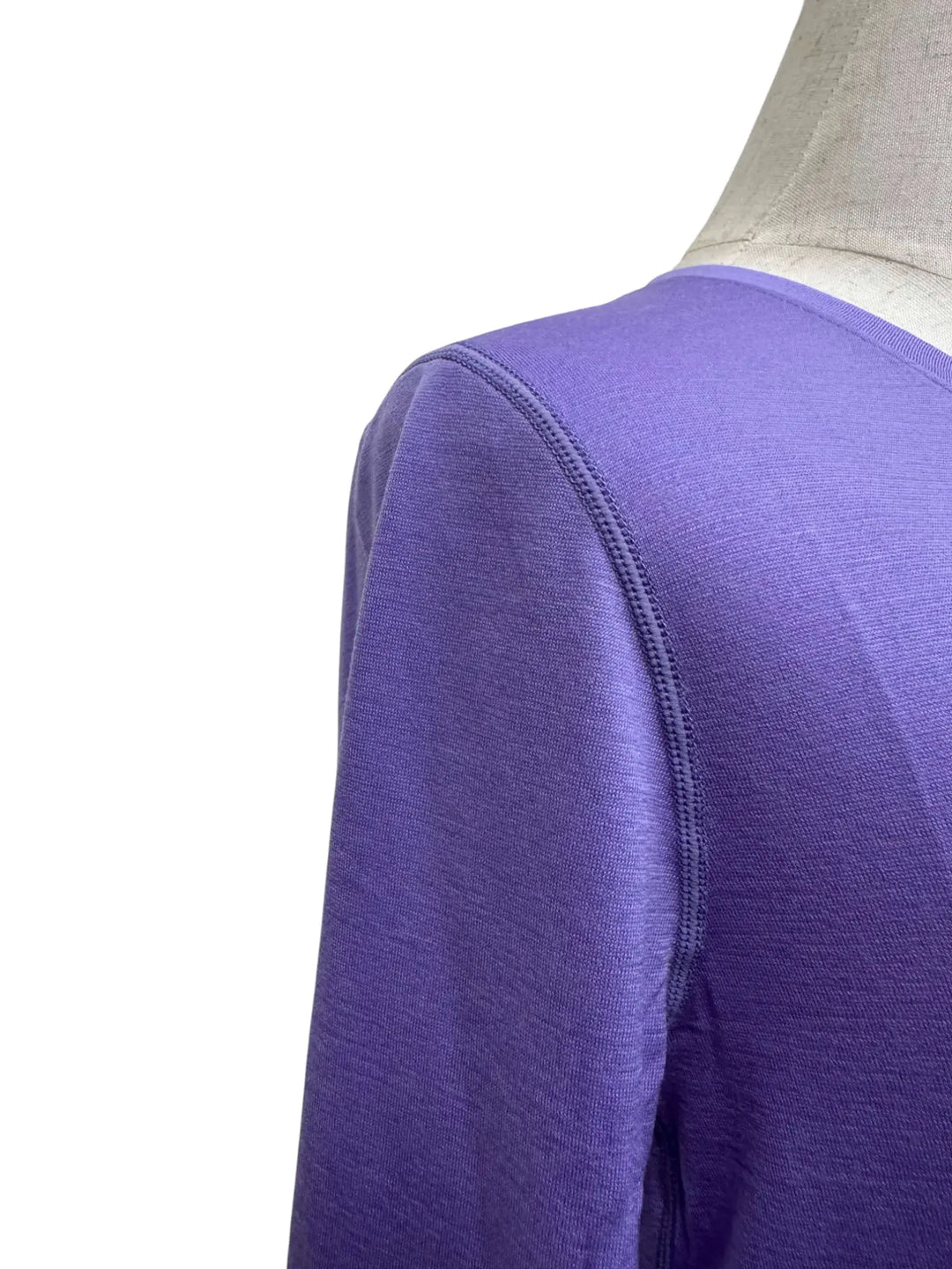 Long Sleeved Crew Neck Top (16.5 Microns)